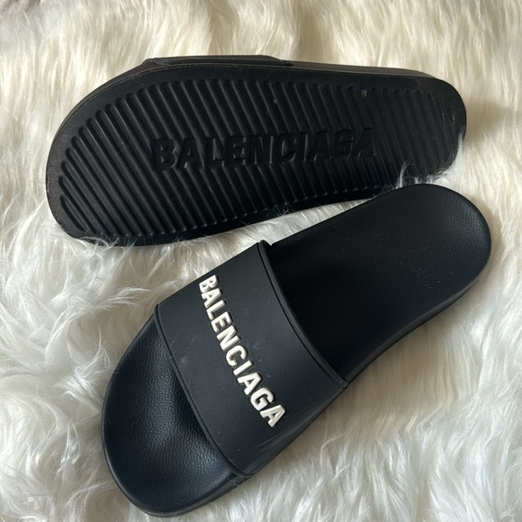 AUTHENTIC BALENCIAGA WOMEN'S POOL SLIDE SANDAL - Picture 4 of 6